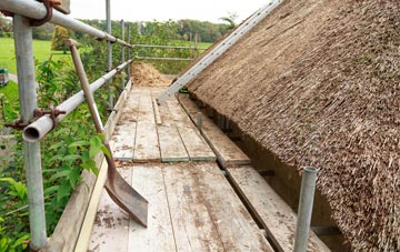 advantages of Doun Charlabhaigh thatch roofing